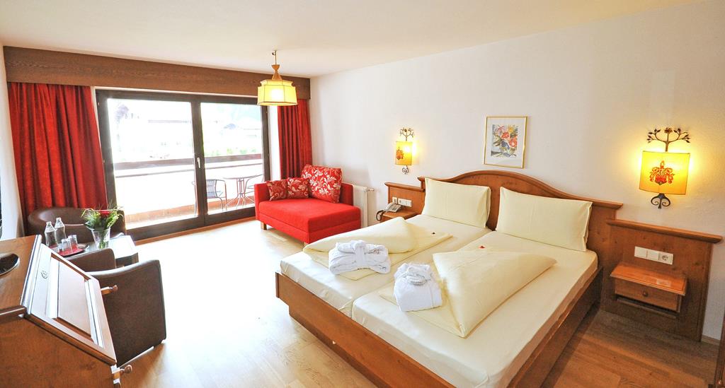 Schlosshotel Rosenegg – Kamer met balkon, Fieberbrunn