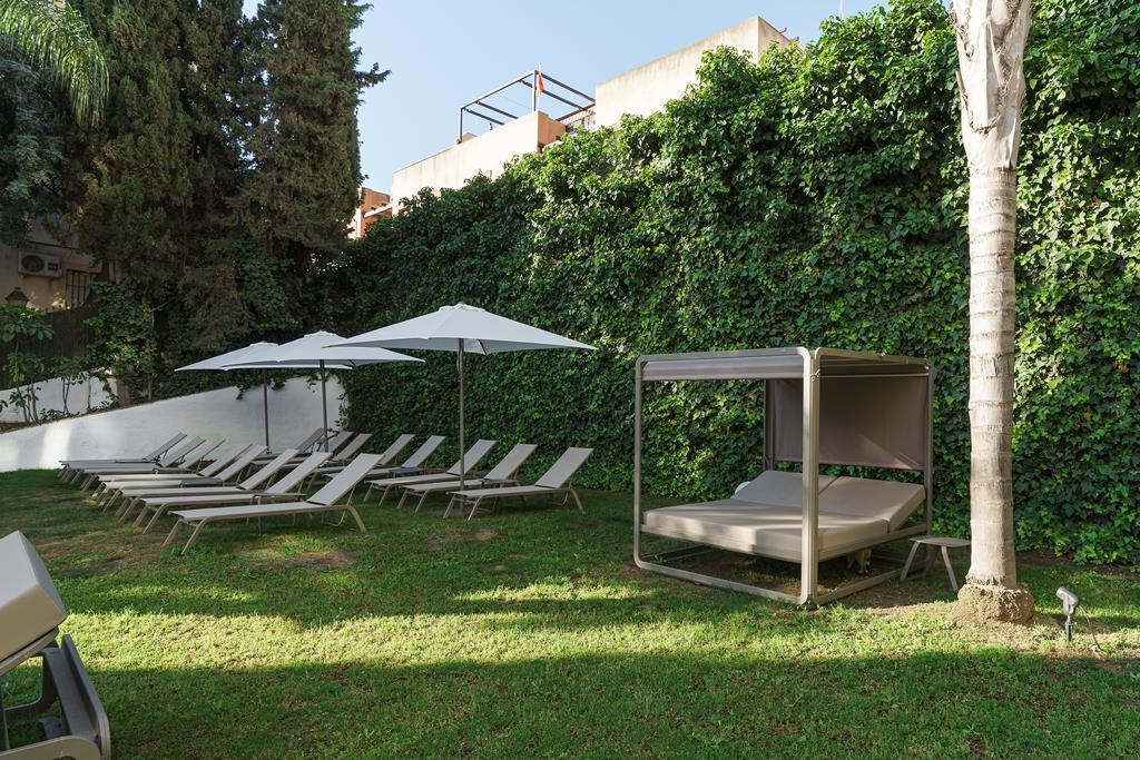 Costa Malaga by Pierre & Vacances – Tuin met parasols, Torremolinos