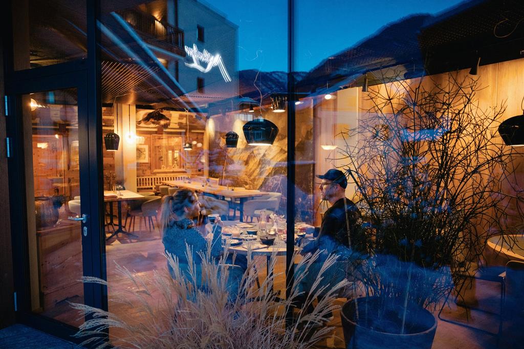 Venediger Lodge – Restaurant bij avond, Neukirchen am Großvenediger