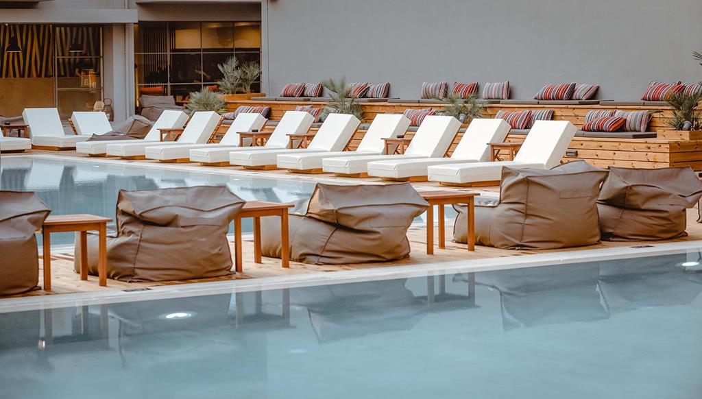Cook's Club Hersonissos – Zitzakken aan zwembad, Chersonissos