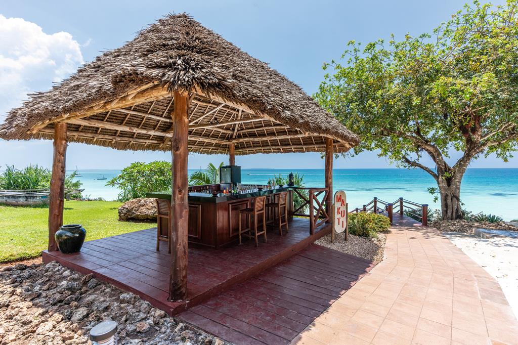 Riu Palace Zanzibar – Strandbar met rieten dak, Nungwi