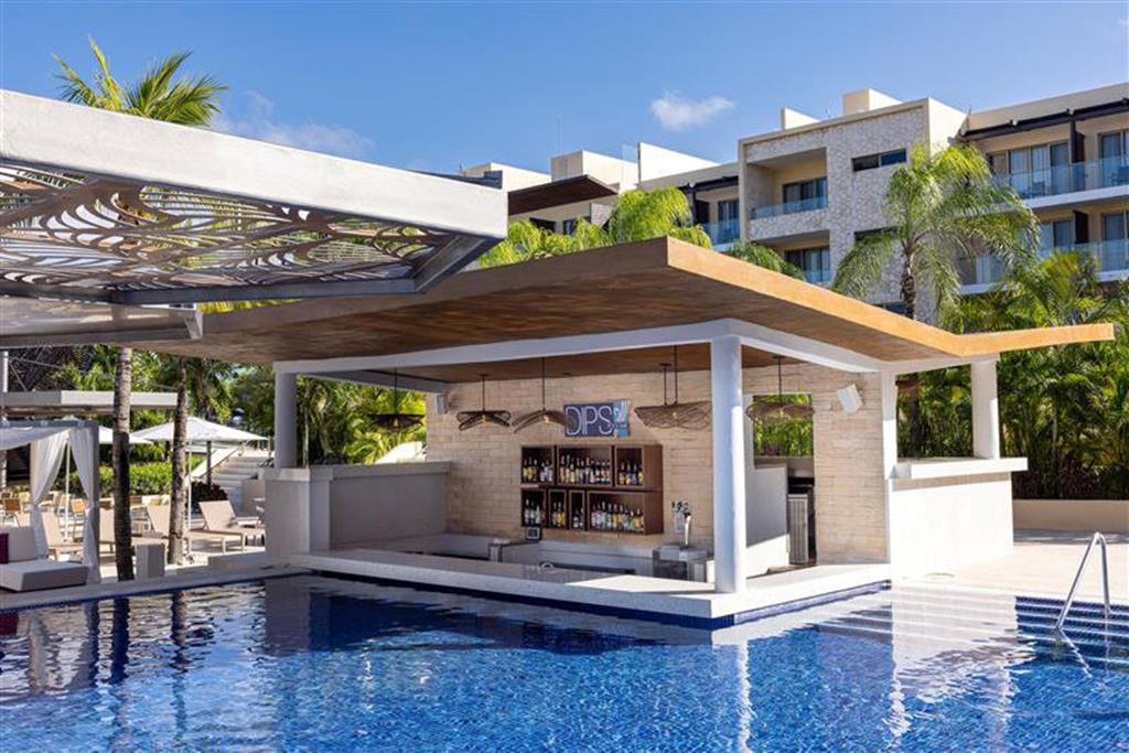 Royalton Riviera Cancun – Poolbar, Puerto Morelos