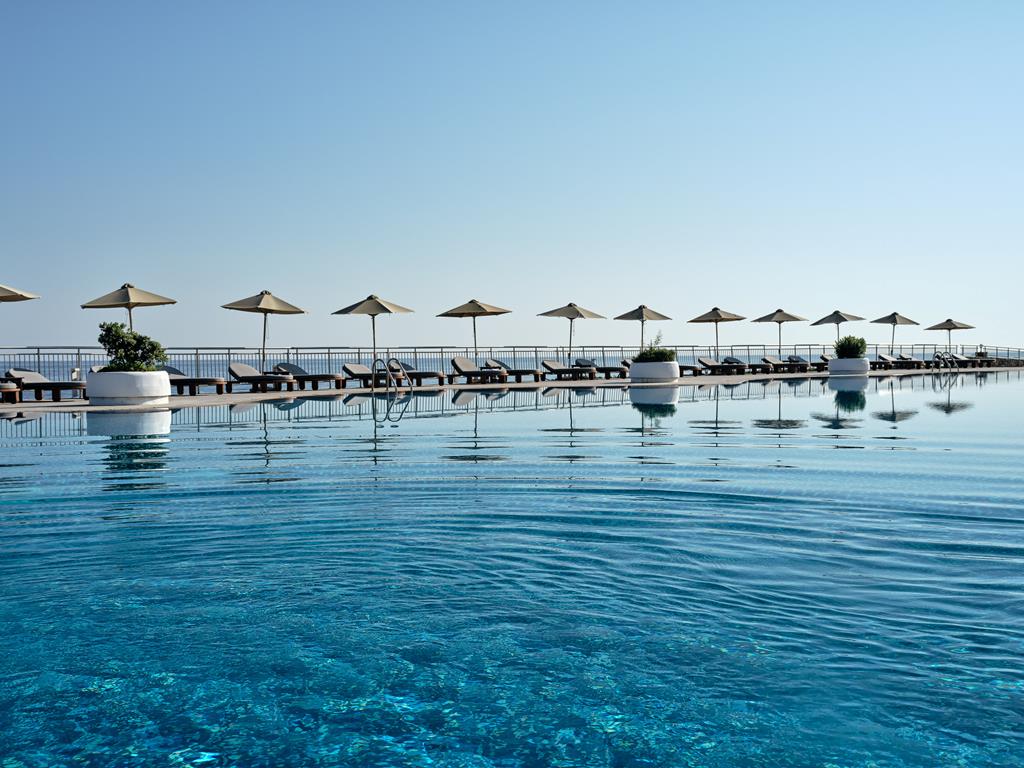 The Royal Blue – Infinity zwembad, Panormos