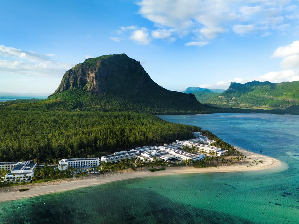 Riu Palace Mauritius – Resort aan de kust met berg, Le Morne