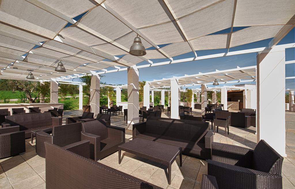 Basiliani Resort – Overdekt terras, Otranto