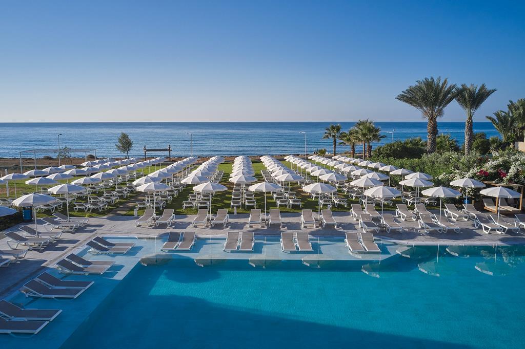 TUI BLUE Atlantica Sungarden Park – Zwembad met zeezicht, Ayia Napa