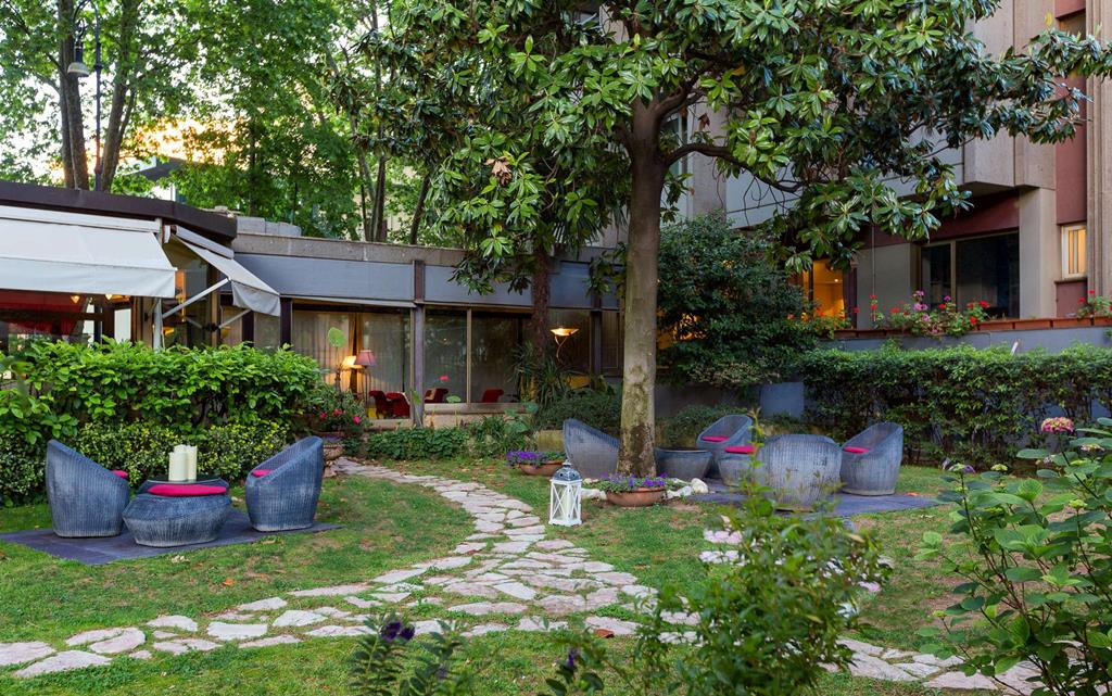 Fenix Hotel – Tuin bij avond, Rome