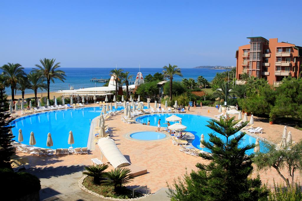 AQI Pegasos Club – Zwembad met zeezicht, Alanya