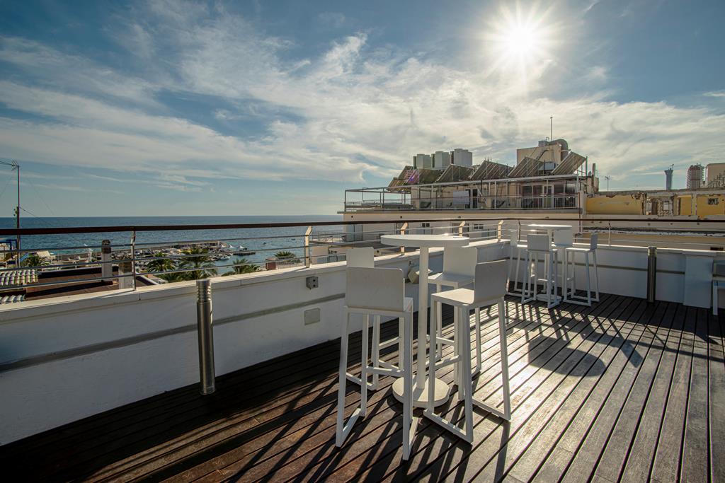 Voramar – Dakterras met zeezicht, Benidorm