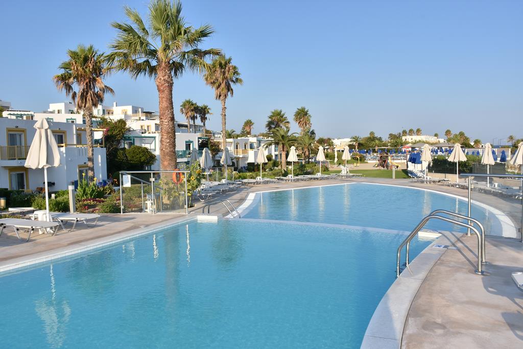 Mastichari Bay Hotel – Zwembad met palmen, Mastichari