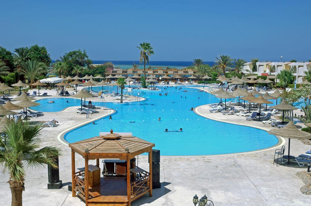 Jaz Palmariva Beach Resort – Zwembad met paviljoen, Makadi Bay