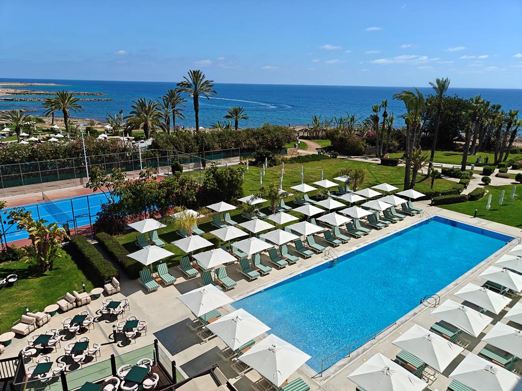 Imperial Island Resort – Zwembad met zeezicht, Paphos