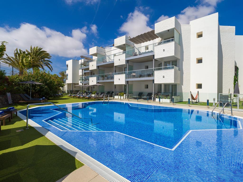 TUI TIME TO SMILE Terrazamar – Zwembad bij appartementen, Playa del Ingles