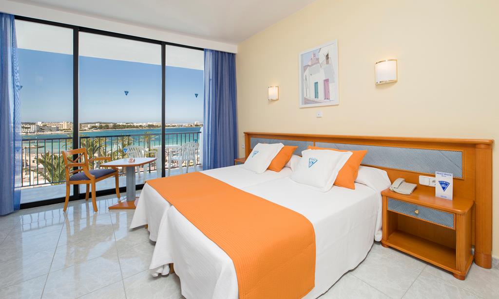 Osiris – Slaapkamer met balkon, San Antonio