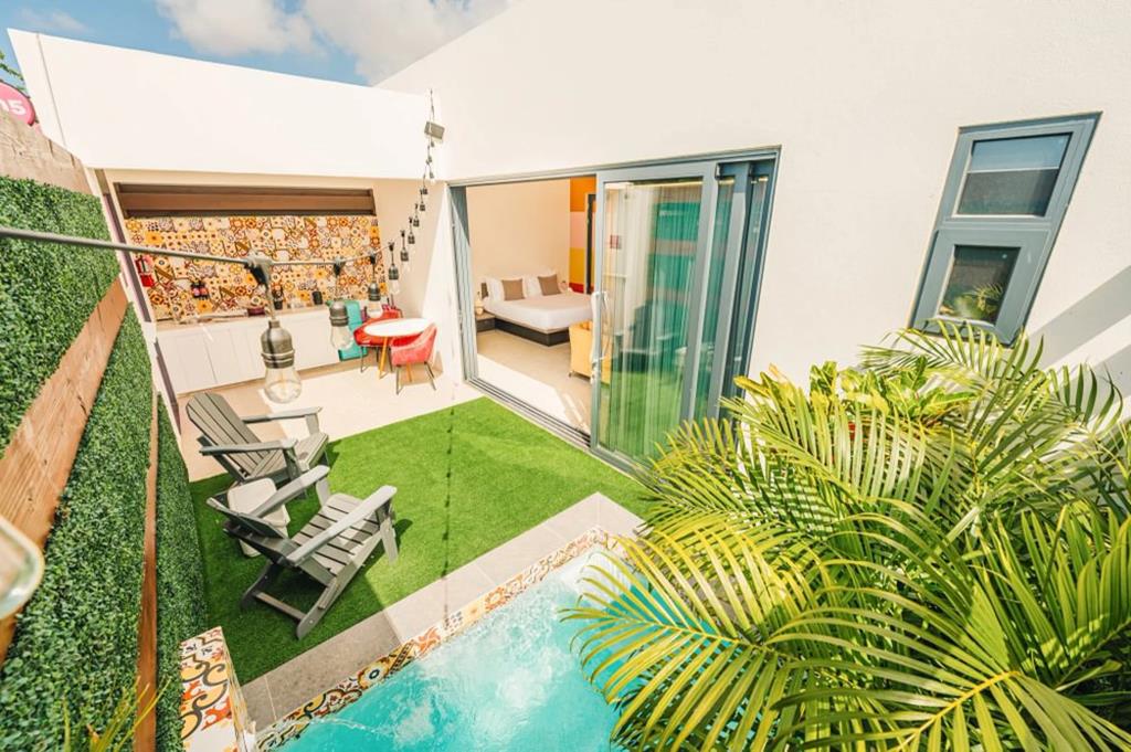 Privada Stays Eagle – Tuin met privézwembad, Eagle Beach