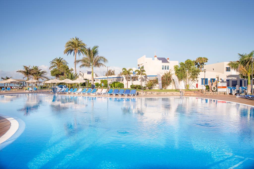 TUI BLUE Playa Feliz – Zwembad met palmen, Bahia Feliz