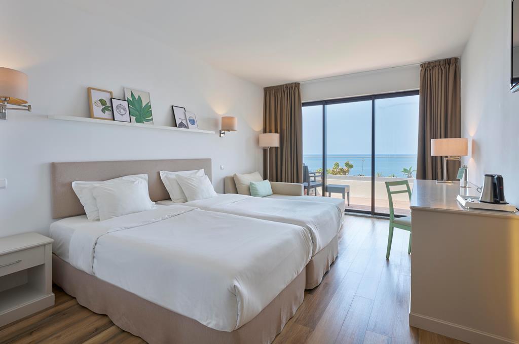 Caloura Resort – Slaapkamer met zeezicht, Caloura
