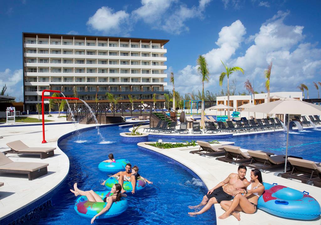 Royalton Blue Waters – Lazy river, Falmouth