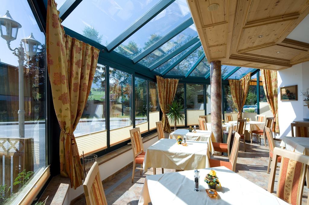 Gasthof Obermair – Serre met restaurant, Fieberbrunn