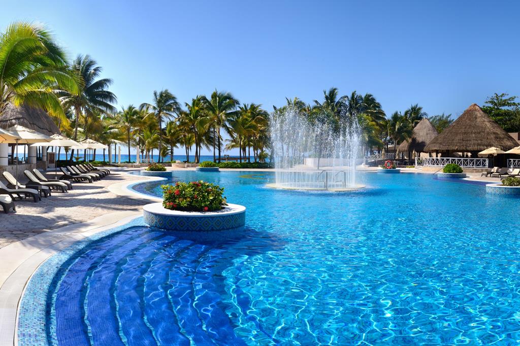 Catalonia Royal Tulum – Zwembad met fontein, Riviera Maya