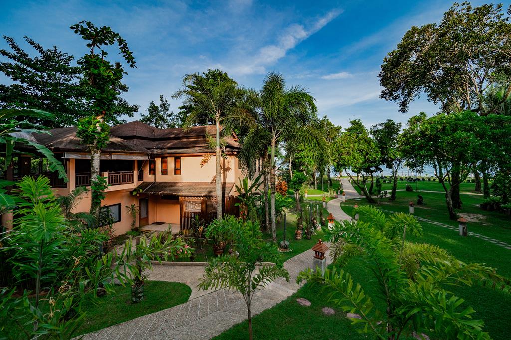Khao Lak Merlin Beach Resort – Tropische tuin, Khao Lak