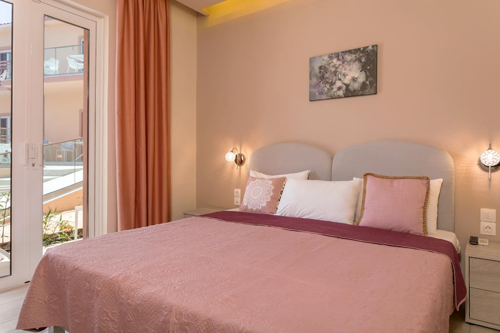 Mary Elen Boutique – Slaapkamer, Argassi