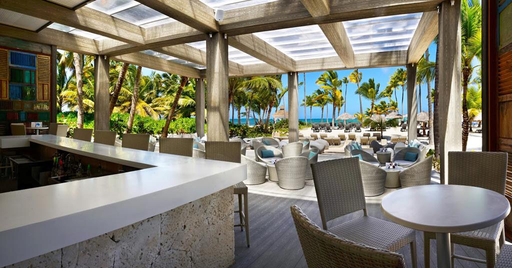 Catalonia Bavaro Beach & Golf Resort – Bar met zeezicht, Bávaro