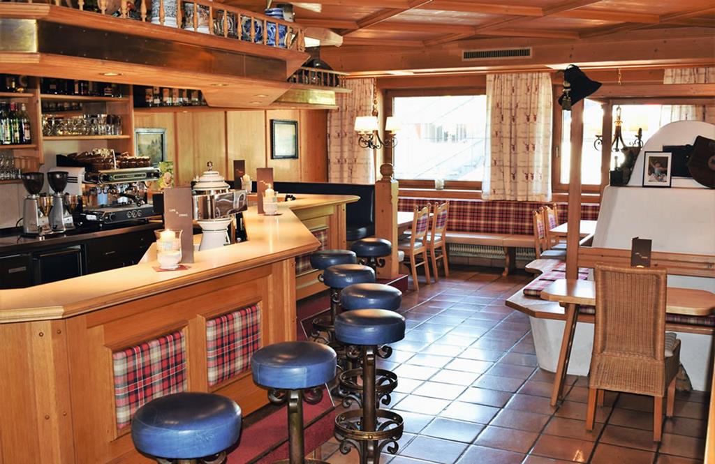 Malerhaus – Bar, Fügen
