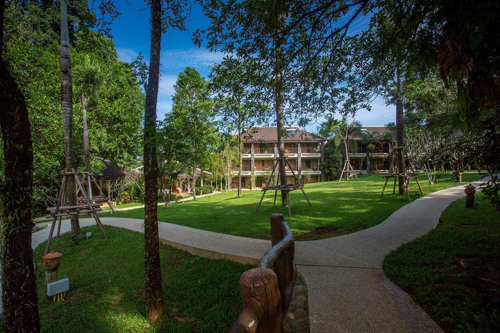 The Leaf on the Sands by Katathani – Tuin, Khao Lak