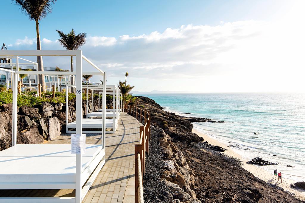 Royal Palm Resort & Spa – Ligbedden aan zee, Playa de Esquinzo