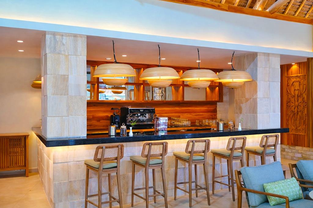 Jaz Amaluna Beach Resort – Bar, Uroa