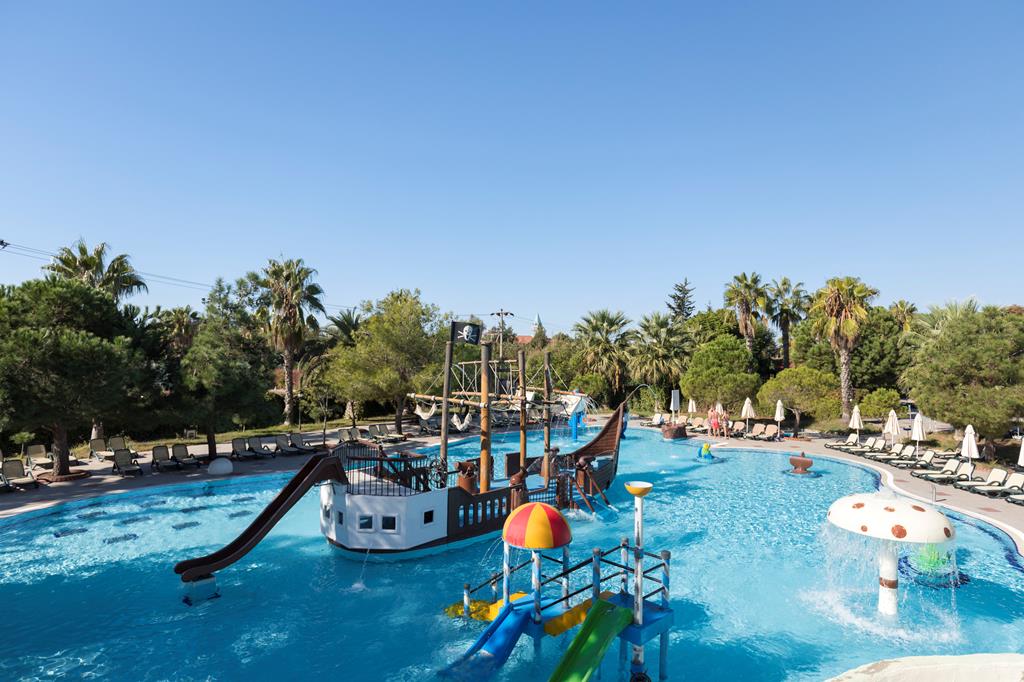 SPLASHWORLD Ali Bey Park – Kinderbad met piratenschip, Side