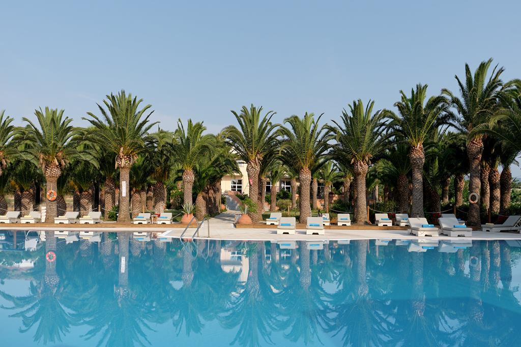 Aphrodite Hotel – Zwembad met palmen, Molyvos