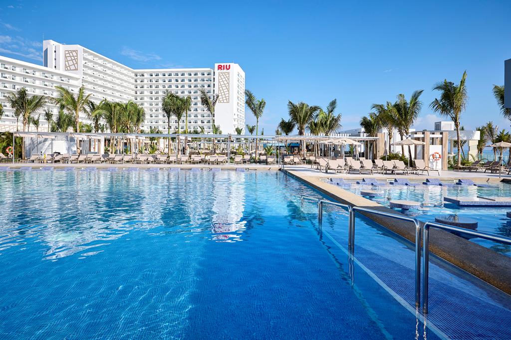 Riu Palace Aquarelle – Zwembad bij hotel, Falmouth