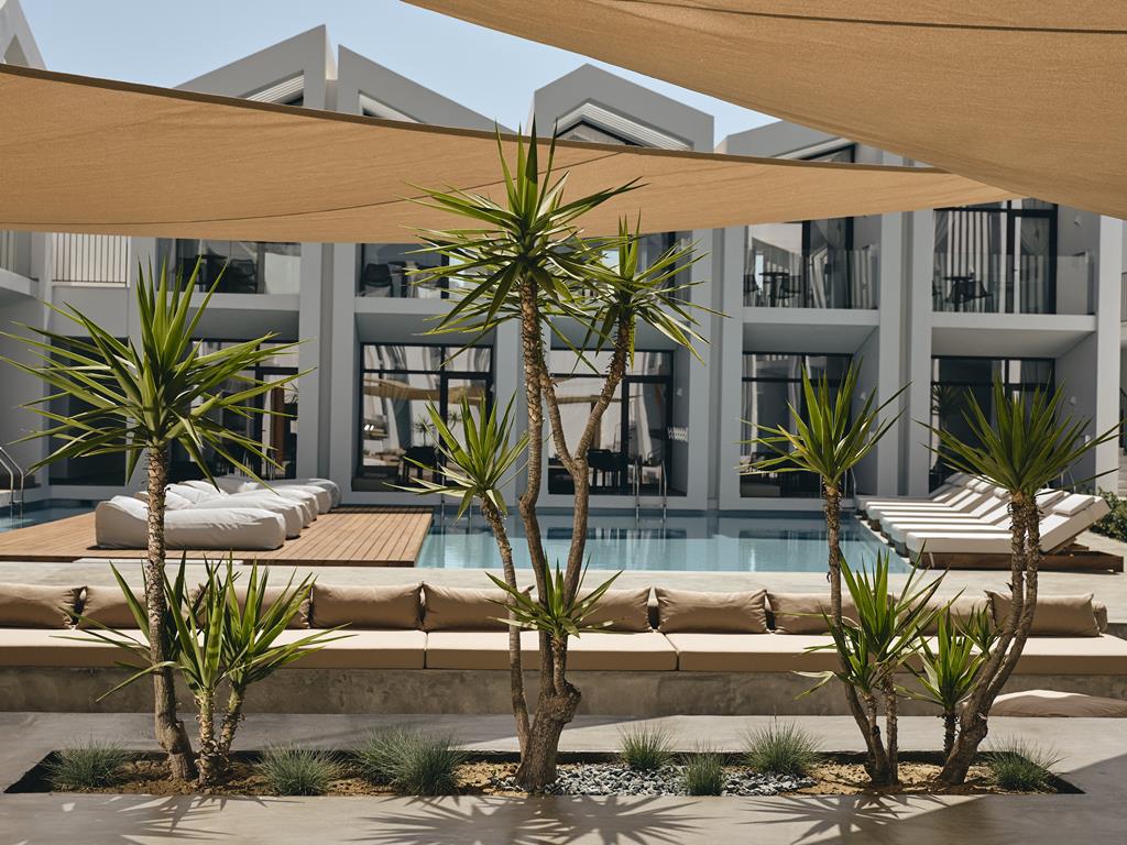 Cavo Vezal Deluxe – Tuin met palmen, Agios Sostis