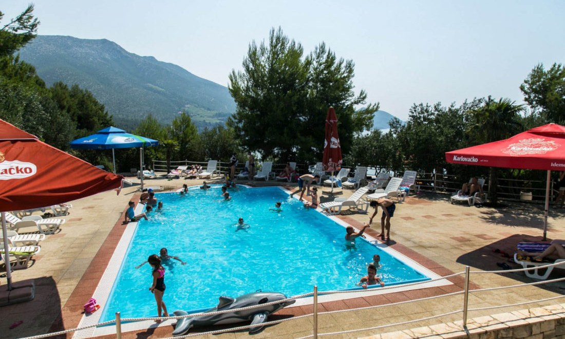 Camping Nevio cover