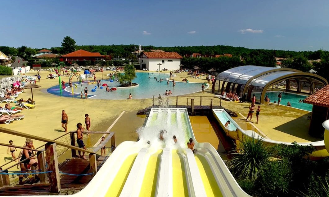 Camping De La Plage cover