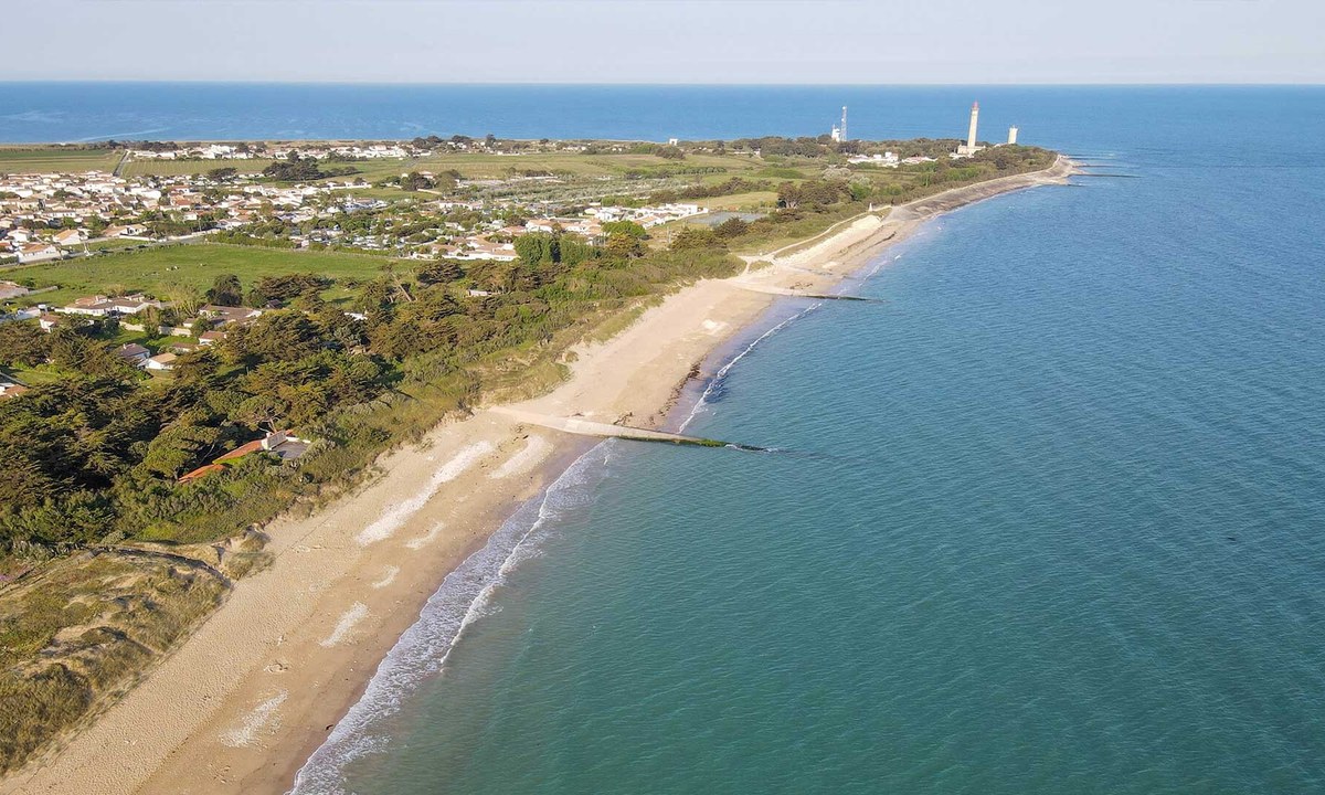 Camping Les Pérouses Du Phare cover