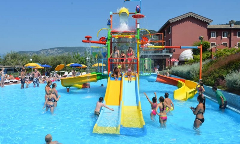 Camping Serenella cover