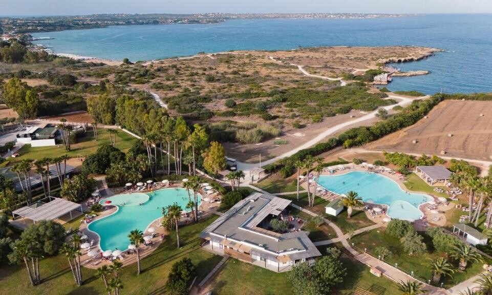 VOI Arenella Resort – Resort aan zee van boven, Siracusa
