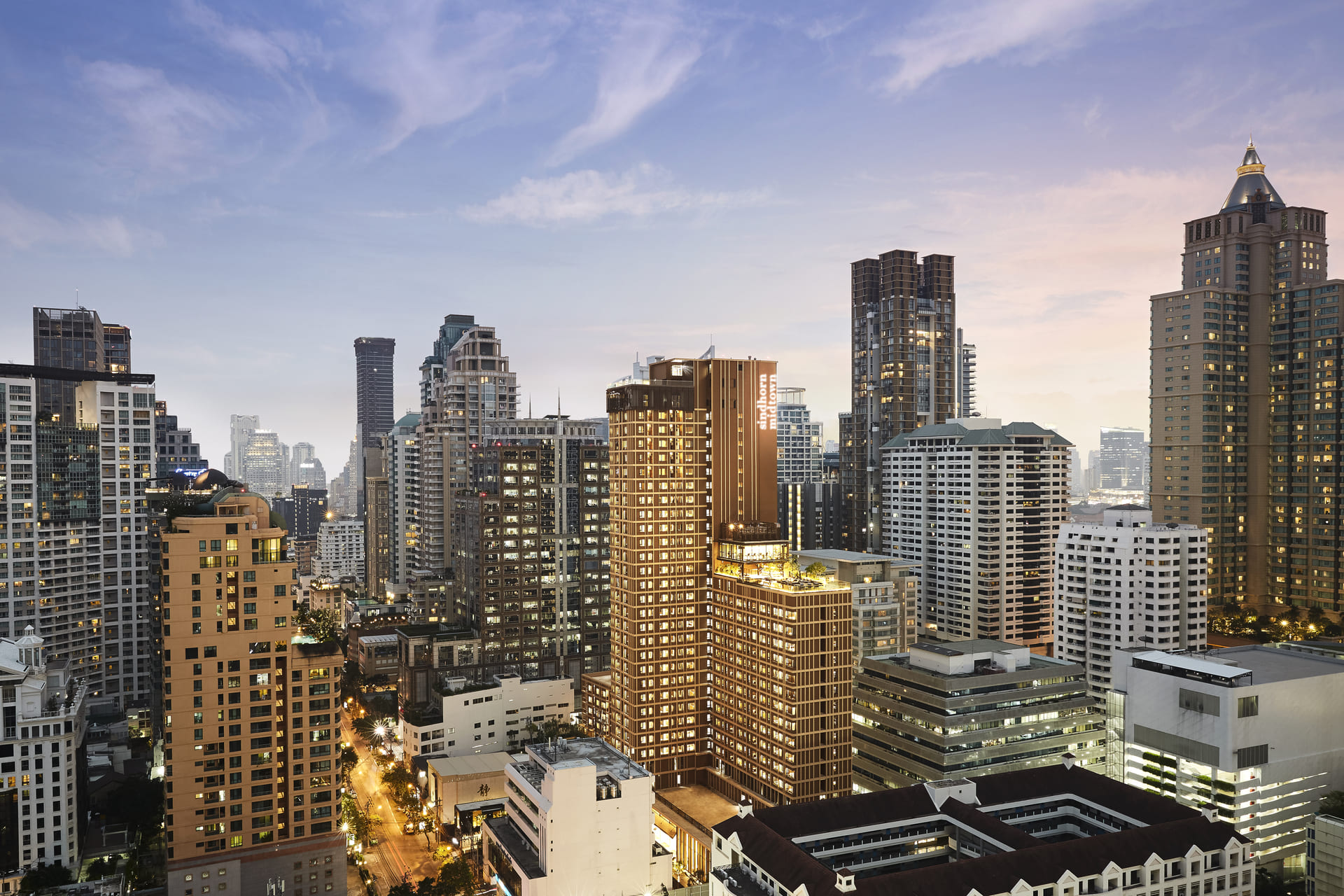Sindhorn Midtown Hotel Bangkok, Vignette Collection cover