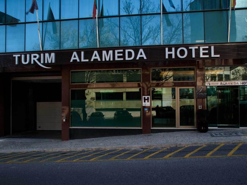 Turim Alameda Hotel cover