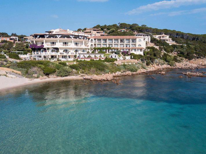 Club Hotel Baja Sardinia – Hotel aan strand, Baja Sardinia