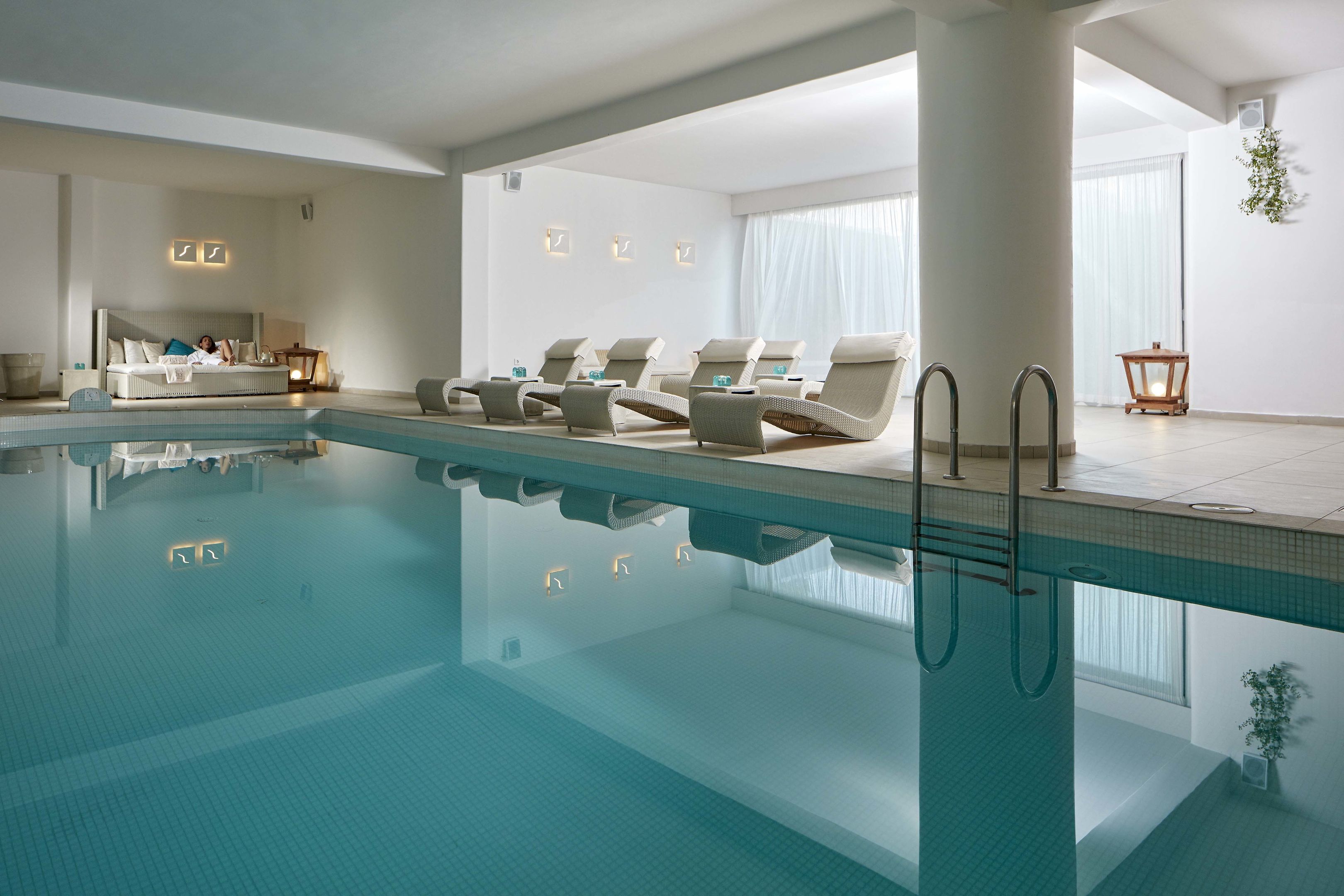 El Greco Resort & Spa – Binnenzwembad, Fira