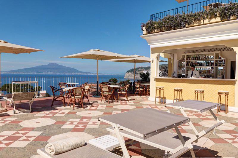 Grand Hotel de la Ville – Bar met terras, Sorrent, Napels