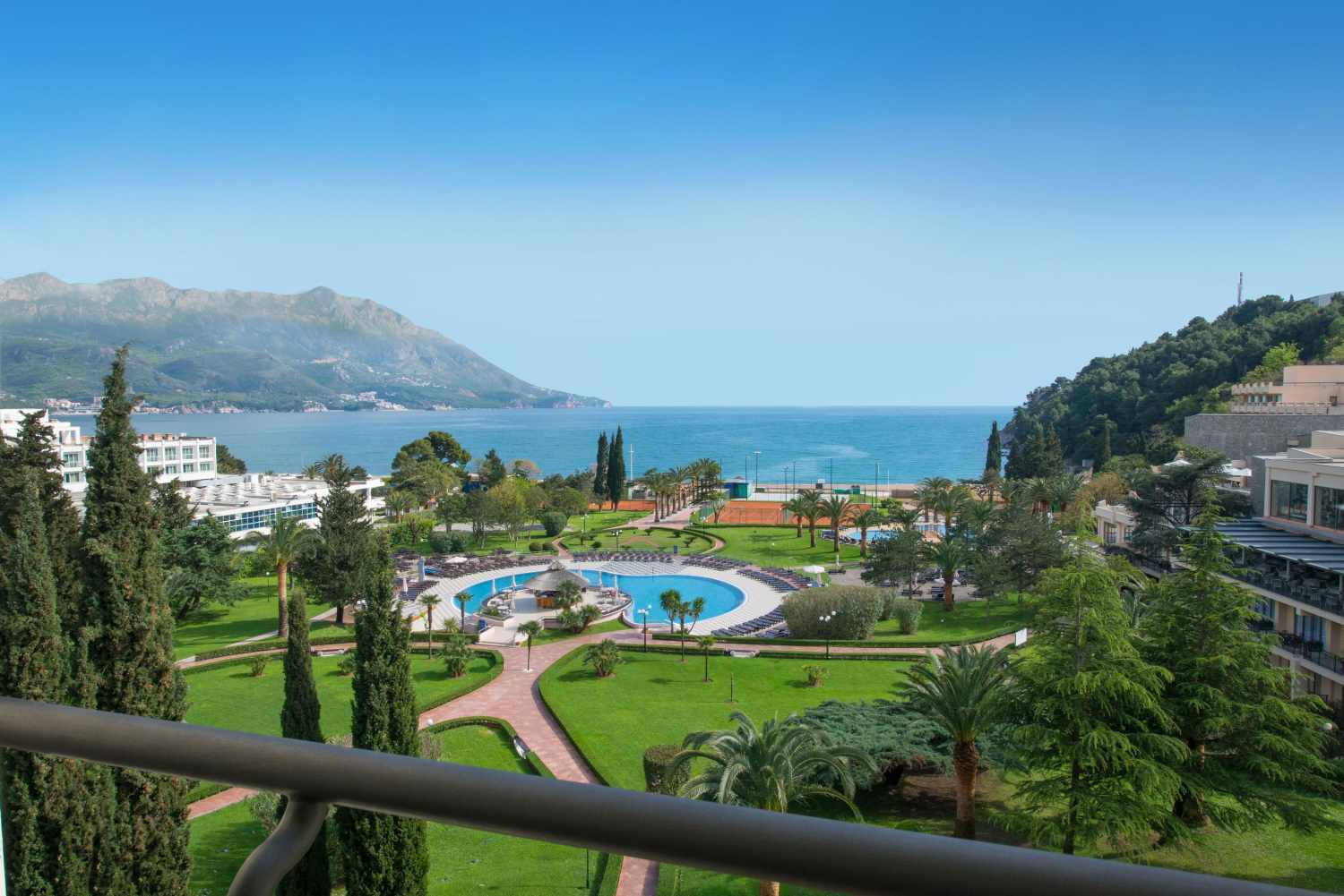 Iberostar Waves Slavija, Budva