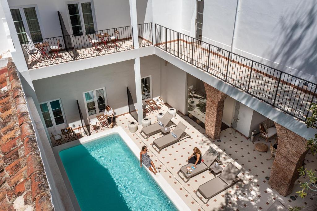 Pousada Vila Real de Santo António – Binnenplaats met zwembad, Vila Real de Santo Antonio
