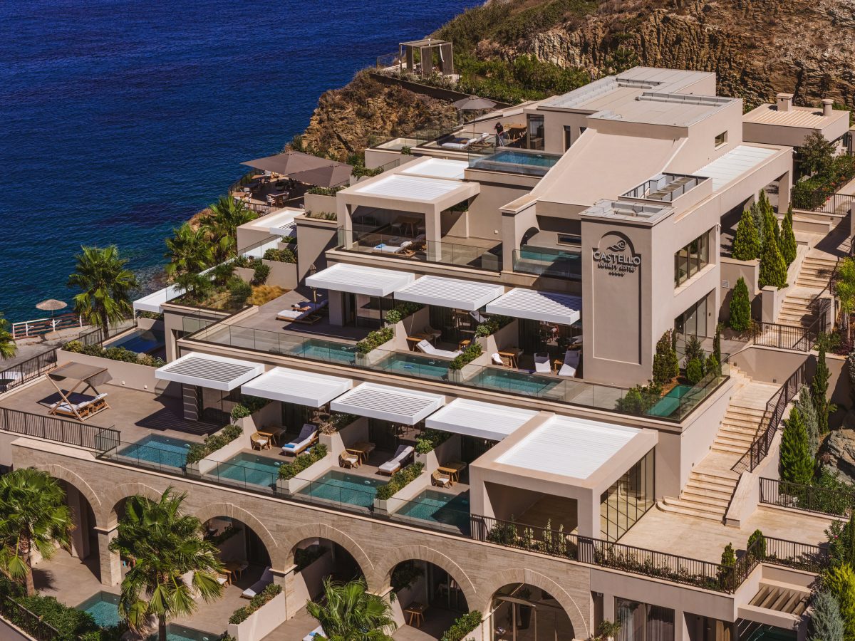 Castello Infinity Suites cover