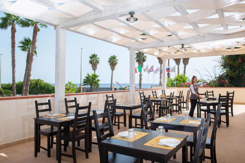 President Sea Palace Hotel – Restaurantterras, Niet