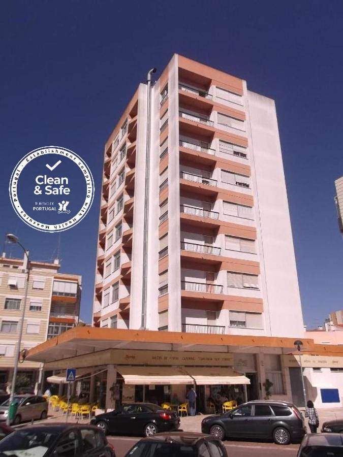 Residencial Jardim Da Amadora cover